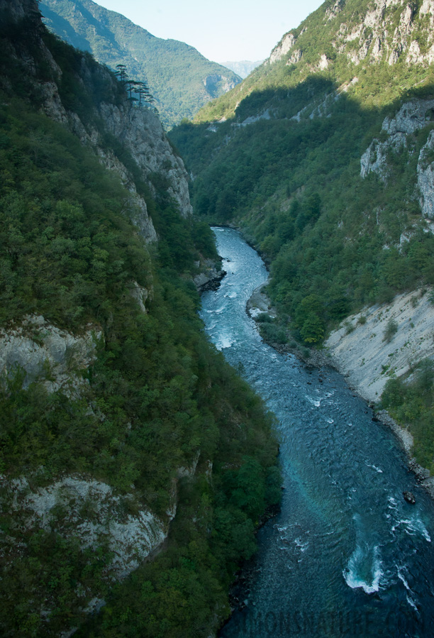 Montenegro -  [28 mm, 1/125 sec at f / 9.0, ISO 1000]